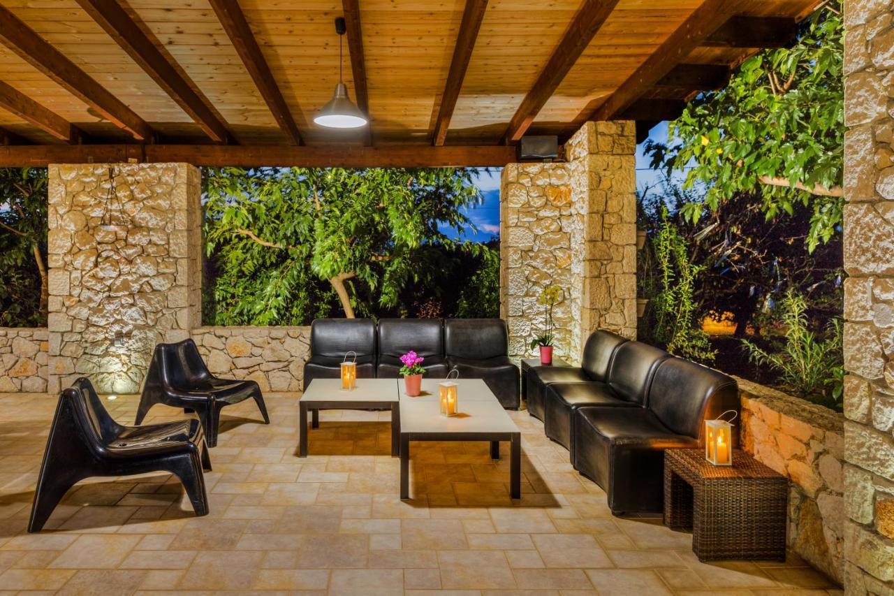 Villa Elva نافبليو المظهر الخارجي الصورة